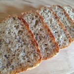 kenyér, kenyér recept, házi kenyér, gyors zabpelyhes kenyér, Kocsis Hajnalka receptje, www.mokuslekvar.hu